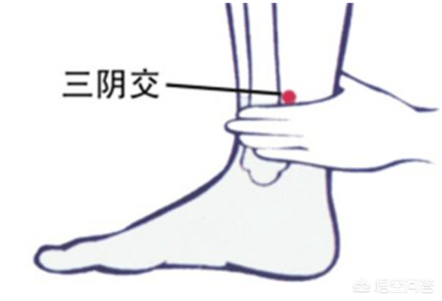 女友痛经，不要只会一句“多喝热水”