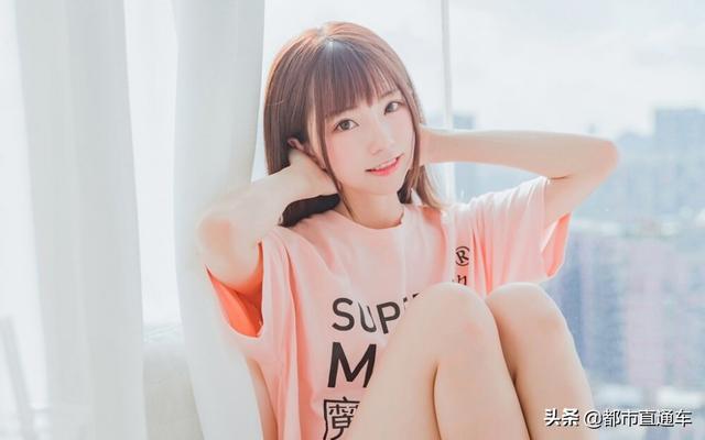 秀下衣失踪的长腿清纯美女艺术图片写真