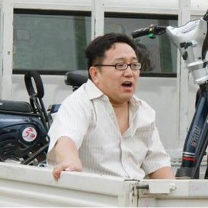 《女人当官》演员现状，第一个成人生赢家，最后一个婚姻失败