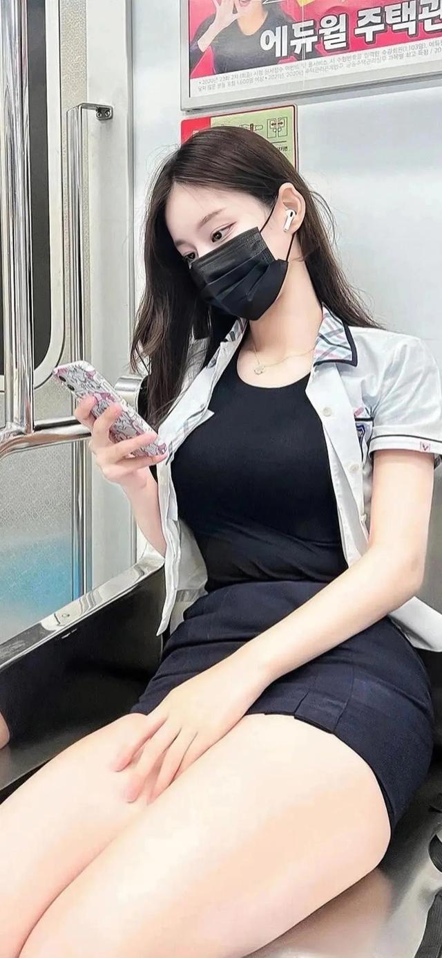 超级精品高清小姐姐照片（无水印）点赞收藏吧