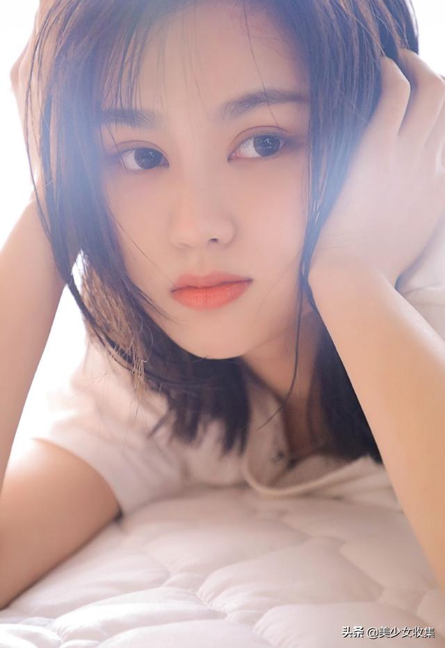 一起来看一下极品美女的神仙颜值吧