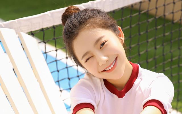 四个幽默聊天套路,逗女孩开心,让她喜欢你