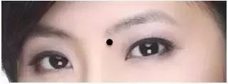 女人脸上有这5颗痣超级旺夫哦~碰见这样的，赶紧娶了吧