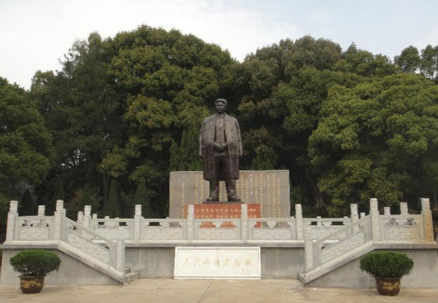 江西工地突现脚镣遗骸,调查结果惊动中央,竟是寻找22年的革命烈士
