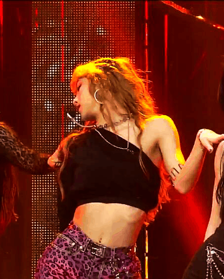 Lisa、金泫雅这些性感舞姬,身材实在太诱人了