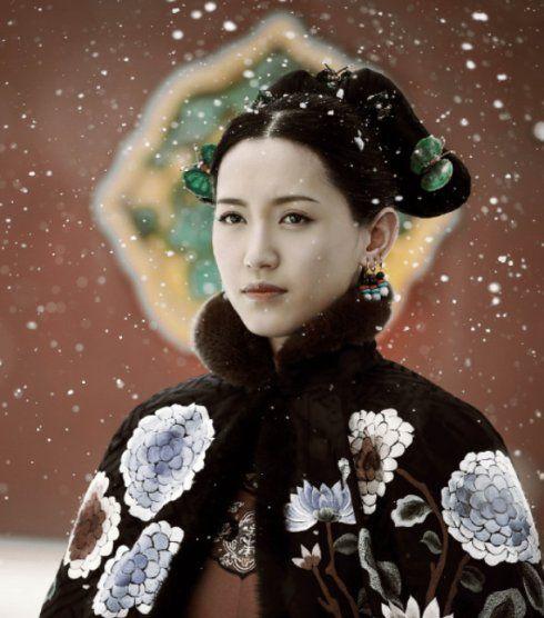 扒扒《延禧攻略》六大妃嫔的贴身侍女，她曾扬言要超过巩俐章子怡