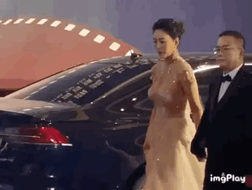 许晴的臀、殷桃的腰、余男的嘴,这几位中年女星性感起来简直要命