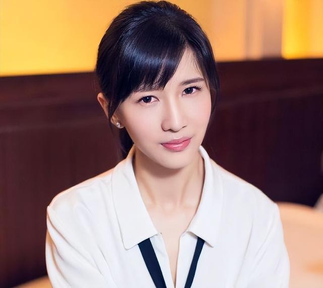 盘点进入娱乐圈的10位女网红：白鹿踏实认真，赵露思俏皮搞笑
