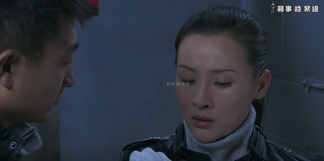 刑侦剧连载6：情侣化工厂上夜班想要羞羞，怎料下秒身边围满警察