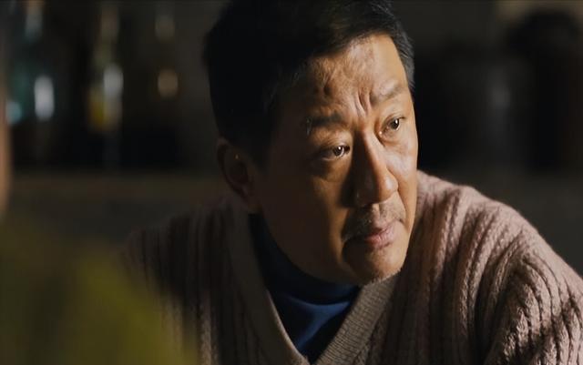 人世间7： 小寡妇郑娟有何魅力，周秉昆为何宁愿喜当爹也不娶春燕