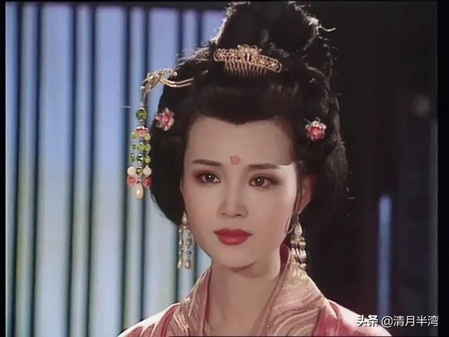 好山好水出美人，9位江南古典美女，肤如凝脂，一个赛一个漂亮