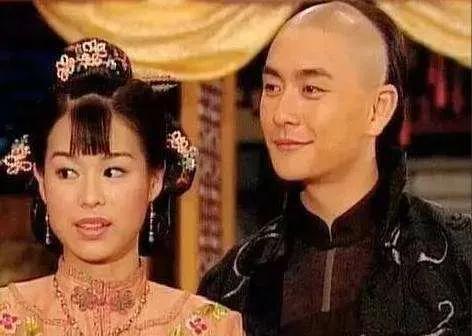 他是真“海王”，花心不断，现在依然流连花丛上不了岸