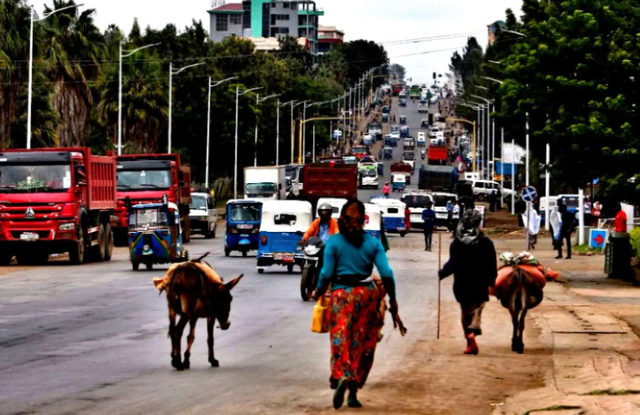 2017年，非洲漂亮姑娘嫁到四川：原以为我家很富，直到我嫁到中国