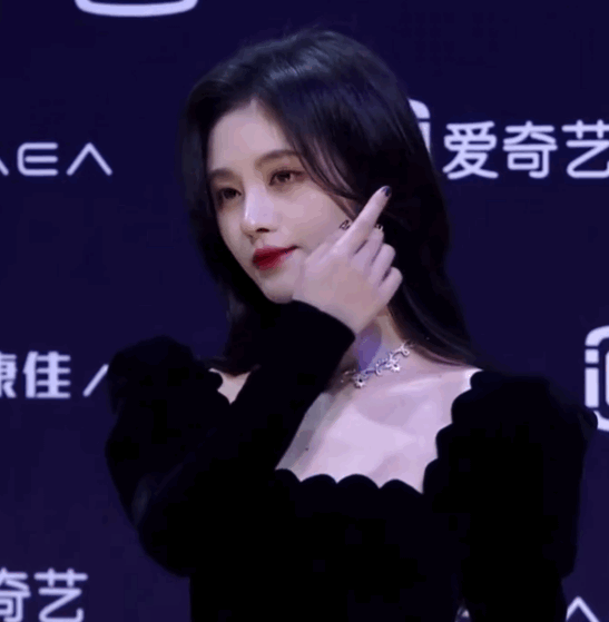后天美女鞠婧祎