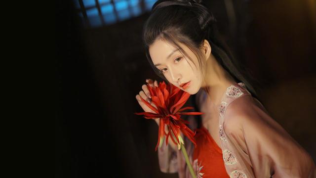 不能和女生聊的四大话题，早明白早避雷