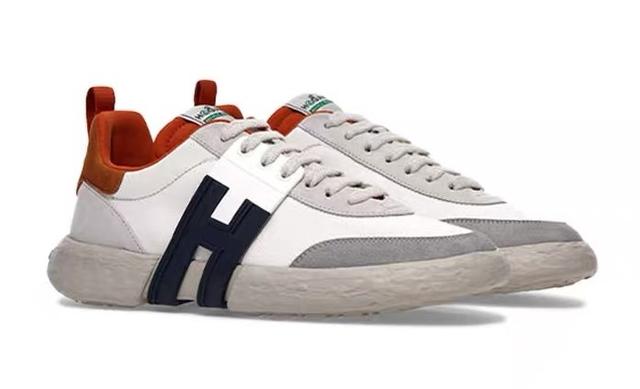 同一天登上时尚大刊的男女刊一共四张封面，厉害了俊俊子