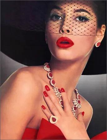 世上有没有真正的美女?美女现象给我们造成了怎样的危机?
