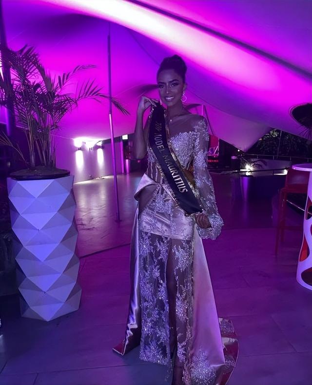 环球小姐南非国家代表佳丽，身材是最吸引人眼球的