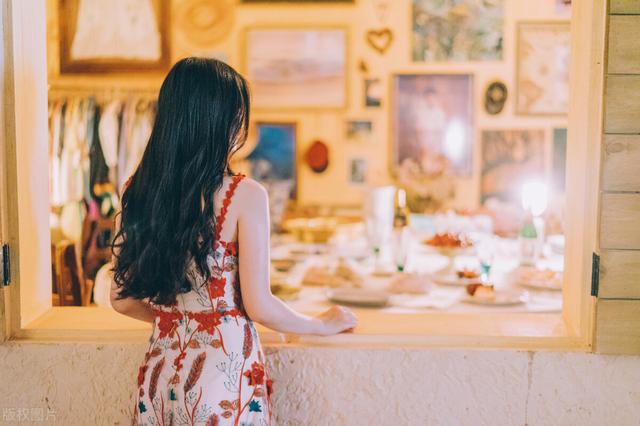 发现没有，很多女人喜欢的男人，通常有一个特征