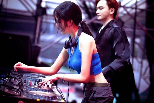 2021国内夜店女DJ颜值大赏
