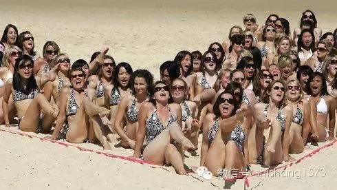 超赞！1010 名穿着比基尼泳装的美女