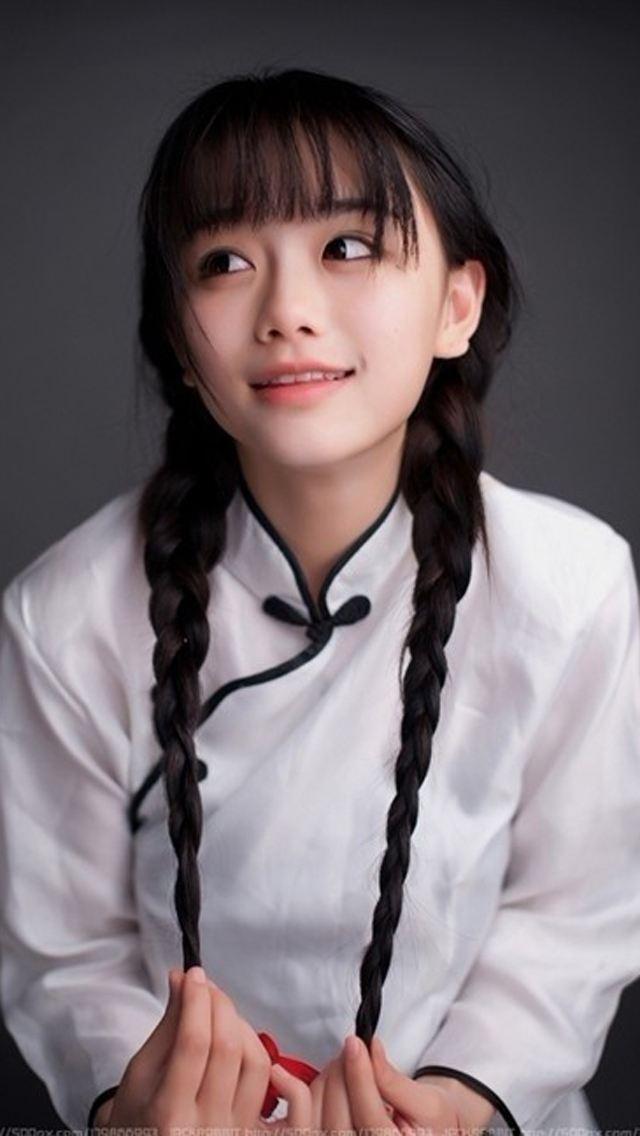盘点进入娱乐圈的10位女网红：白鹿踏实认真，赵露思俏皮搞笑