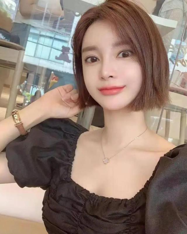 9款女生大脸圆脸适合的发型，时尚又减龄，特别显脸小