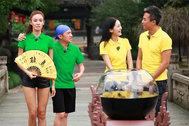 杨幂的胸，许晴的臀，秦岚的身材，这几位中年女星谁能顶得住？