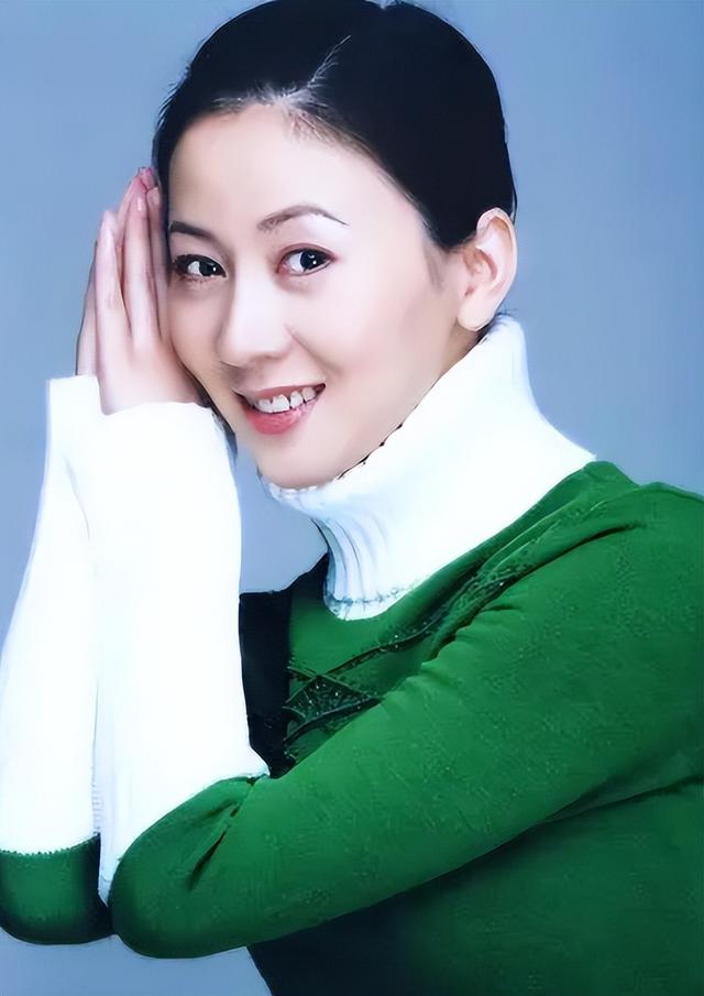 倒霉的汤加丽：拍了一组人体写真，把自己后半辈子搭进去了