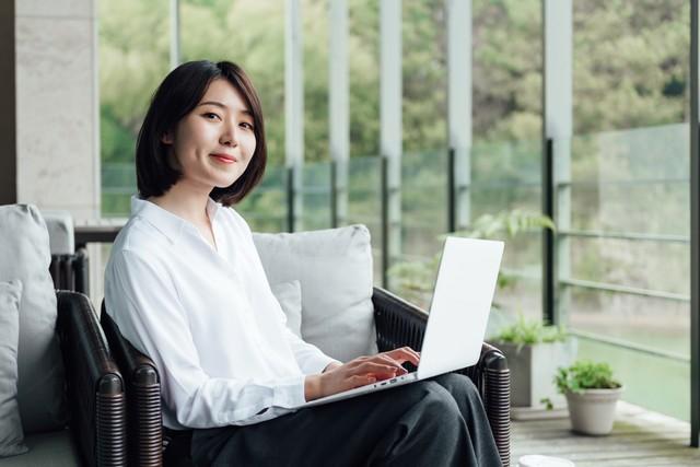 揭秘女人心口不一背后的真相，教你轻松看穿她的小心思