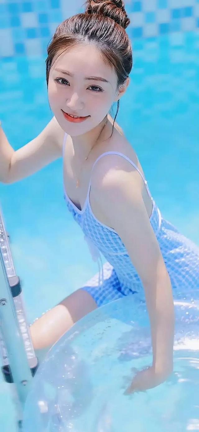 美女12