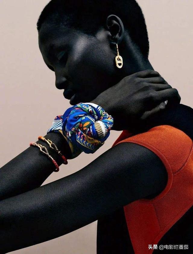 9名超模“黑美黑美”,有的面孔精致,有的是“十头身”美女