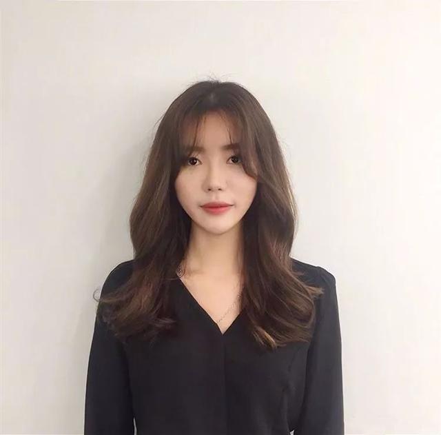 发型｜脸大的女生，适合什么样的刘海？