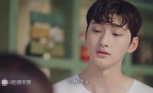 袭胸、摸腿、被偷窥，国产剧里的“糖”，让多少女演员受“工伤”