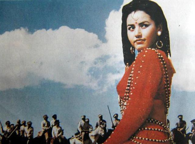 10位被遗忘的新疆美女明星 今昔变化大 有人89岁仍美 有人27岁便去世