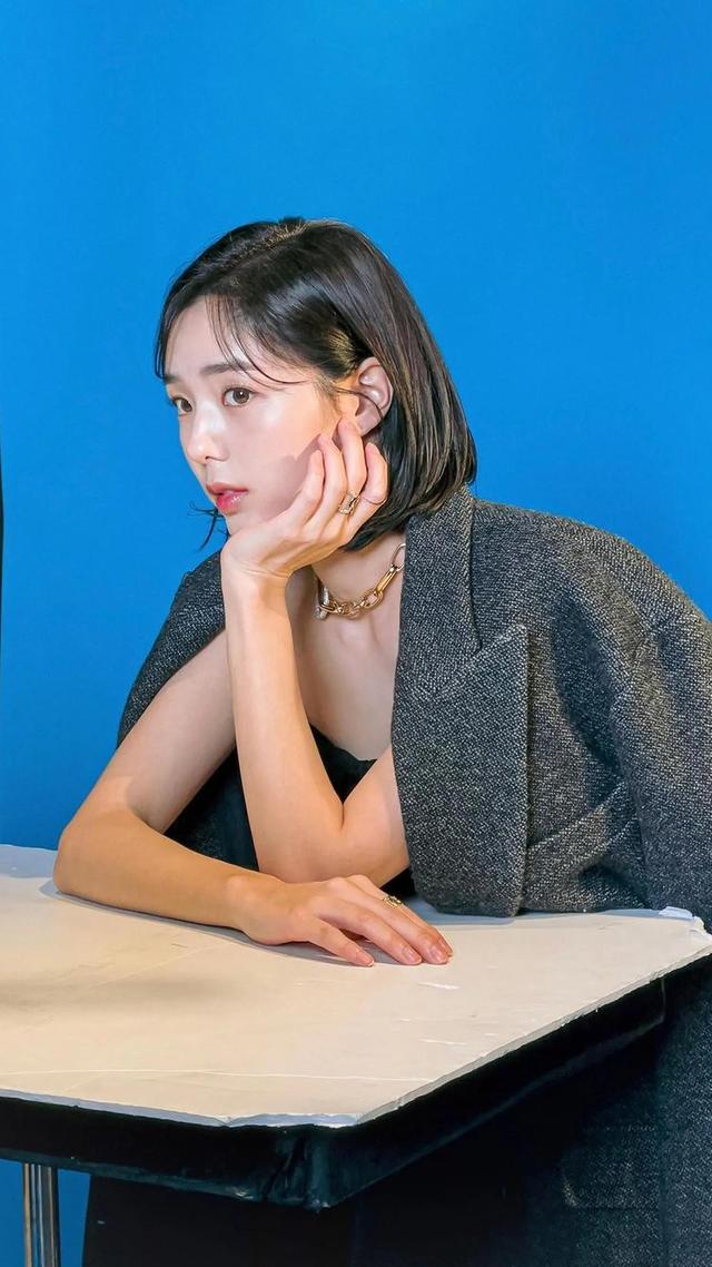 美女姐姐高清壁纸｜很有质感哦