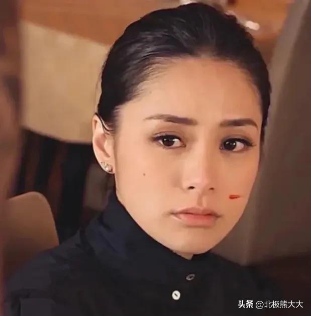 “双面玉女”阿娇的幻灭史：外表清纯，内心疯狂，身边男人不断