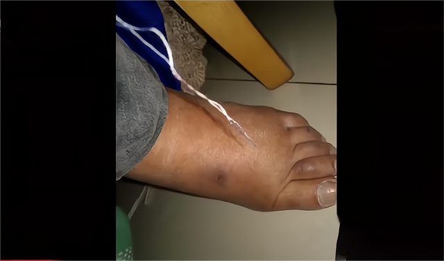 2016年，黑龙江16岁少女虐母致死，竟称：我不后悔，帮凶也有错