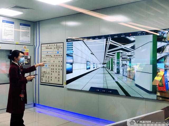 【新春走基层】春节仍坚守一线的南宁地铁5号线“全能美女管家”