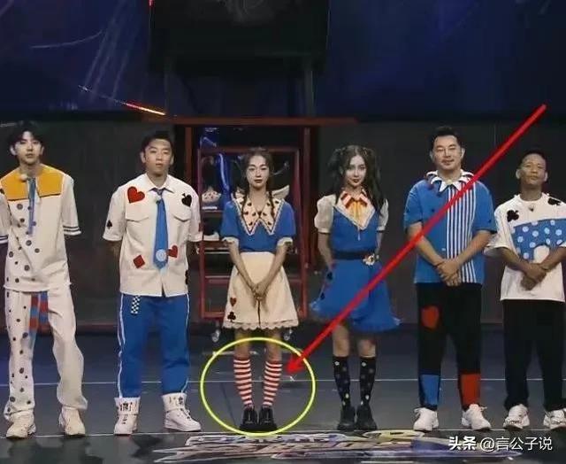 7位堪称“半身美女”的女星,看脸貌美如花,看下半身惨不忍睹