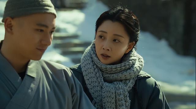 人世间7： 小寡妇郑娟有何魅力，周秉昆为何宁愿喜当爹也不娶春燕