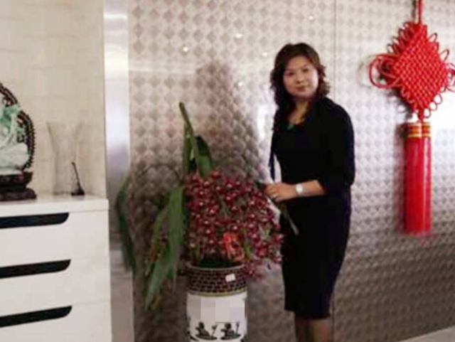 一女子诈骗数十亿,买千万游艇打60万美体针,被抓后:这辈子值了