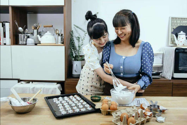 一位青春期女孩妈妈自述:当你不知道该如何教育孩子时,就先闭嘴