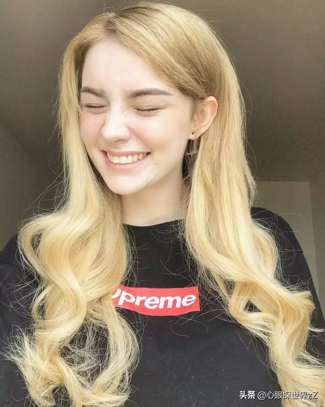 太美！19岁混血美女全网爆红，po出了自己整容的全过程