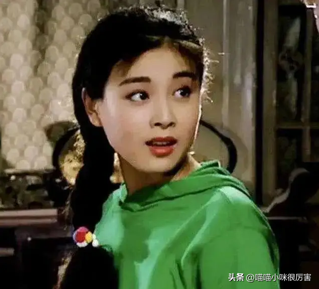 8位好看的“中国式”天然美女，没整容没微调，比网红脸耐看太多