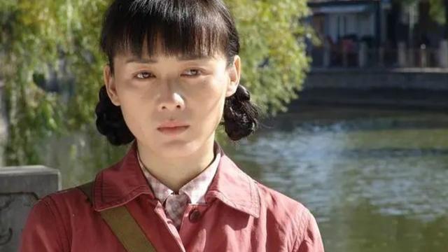 年代剧《知青家庭》热播,任程伟李琳主演,导演曾拍《红衣坊》