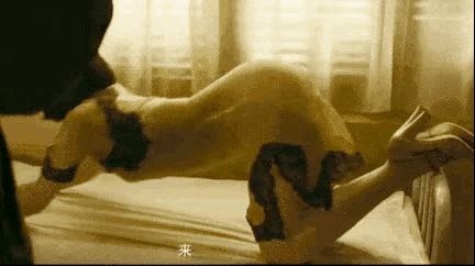 杨幂的胸，许晴的臀，秦岚的身材，这几位中年女星谁能顶得住？