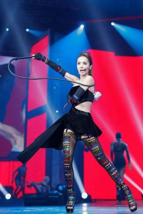 15位女星“特工”照流出,唐嫣排第12名,杨颖排第6名