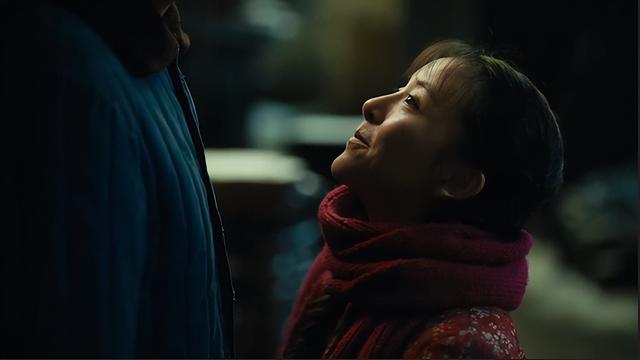 人世间7： 小寡妇郑娟有何魅力，周秉昆为何宁愿喜当爹也不娶春燕