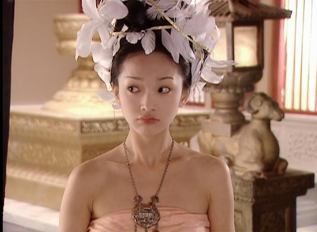 好山好水出美人，9位江南古典美女，肤如凝脂，一个赛一个漂亮